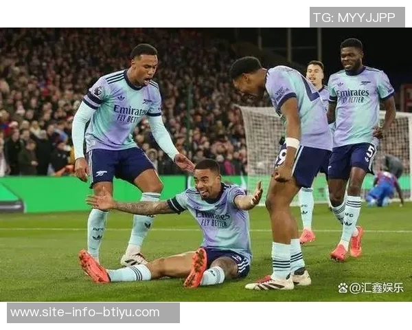 英超激战利物浦小胜热刺阿森纳稳居圣诞冠军皇马喜迎三连胜盛况