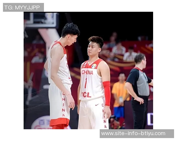 记者分析赵睿周琦组合优势明显应尽快更换小外援以充分利用豪华阵容